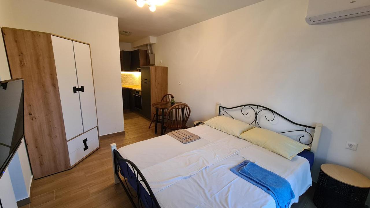 Mila Holiday Apartments Poreč Extérieur photo
